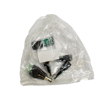 Ekstra 4x terminatorer 1x skrueadapter